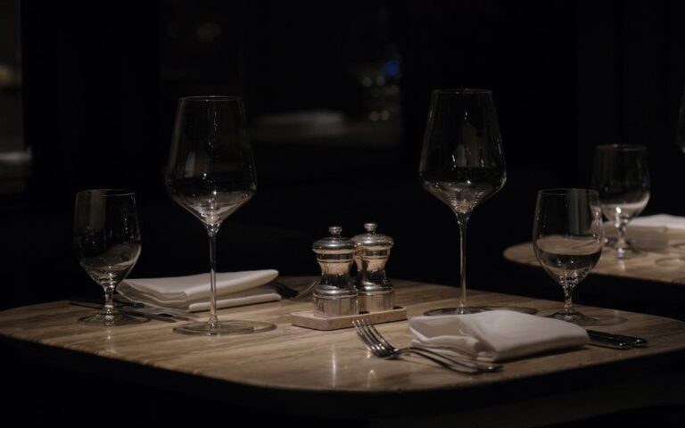 découvrez des vins de qualité à des prix justes et abordables, garantissant un excellent rapport qualité-prix pour tous les amateurs de vin.