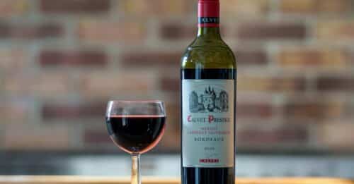 découvrez le cabernet d'anjou, un vin rosé fruité et rafraîchissant de la région de la loire, parfait pour accompagner vos repas estivaux.