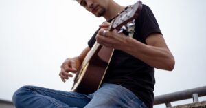 découvrez une escapade musicale unique alliant détente et passion des sons, parfaite pour tous les amateurs de musique en quête d'aventure et de découverte.