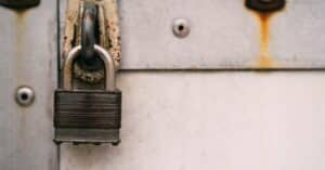 découvrez tout ce qu'il faut savoir sur le vol : définitions, conséquences légales et conseils pour se protéger efficacement contre le theft.