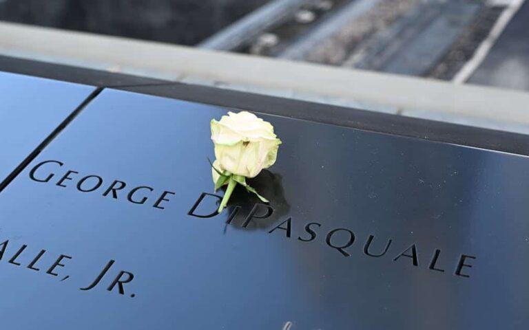 découvrez notre hommage sincère et émouvant, un tribute qui célèbre avec respect et passion les personnes, événements ou œuvres marquants.