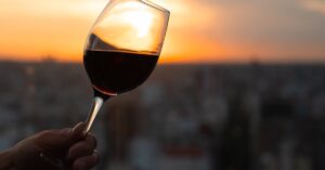 découvrez wine city, la destination idéale pour les amateurs de vin, offrant des dégustations uniques, des vignobles renommés et une ambiance conviviale au cœur des régions viticoles.