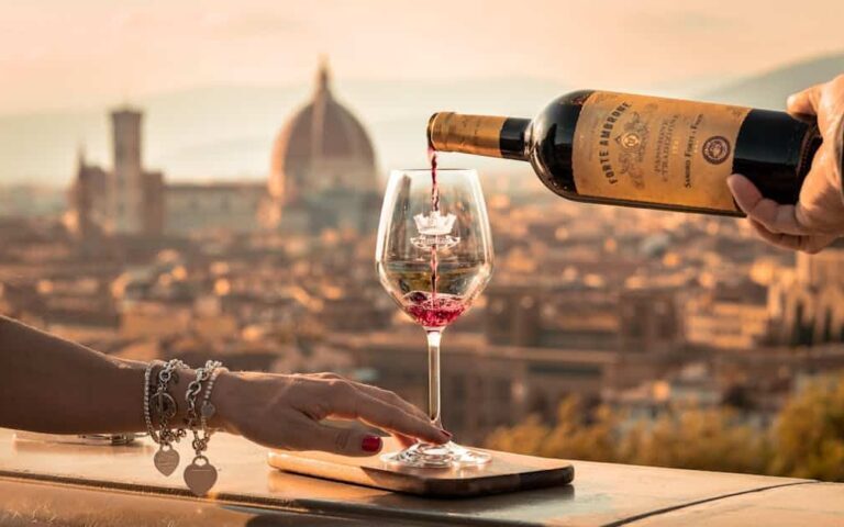découvrez le tourisme viticole : des dégustations de vins, des visites de vignobles authentiques et des expériences uniques au cœur des régions vinicoles.