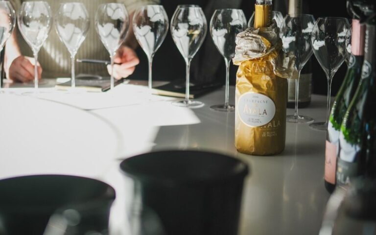 préparatifs pour la foire aux vins : conseils et astuces pour organiser et profiter pleinement de cet événement incontournable.