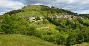 découvrez chignin-bergeron, un vin blanc savoureux de la région de savoie, apprécié pour ses arômes fruités et sa fraîcheur unique.
