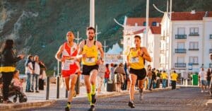 découvrez tout ce qu'il faut savoir sur le marathon : entraînement, conseils, parcours et événements incontournables pour tous les coureurs.