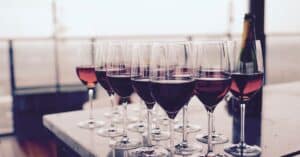 découvrez notre sélection de vins rouges raffinés, parfaits pour accompagner vos repas et moments de convivialité.