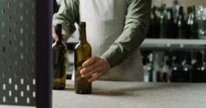 bouteille de vin réutilisable : choisissez une solution écologique et économique pour savourer vos meilleurs crus tout en réduisant les déchets.
