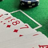 découvrez l’univers du poker : règles, stratégies et conseils pour améliorer votre jeu et profiter pleinement de chaque partie.